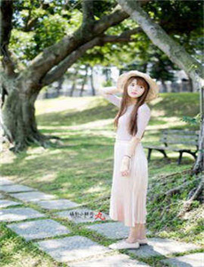 放荡的小YI子小黄文