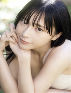 掀起美女裙子