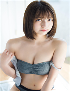 25岁的女子高中生未增删翻译中文翻译
